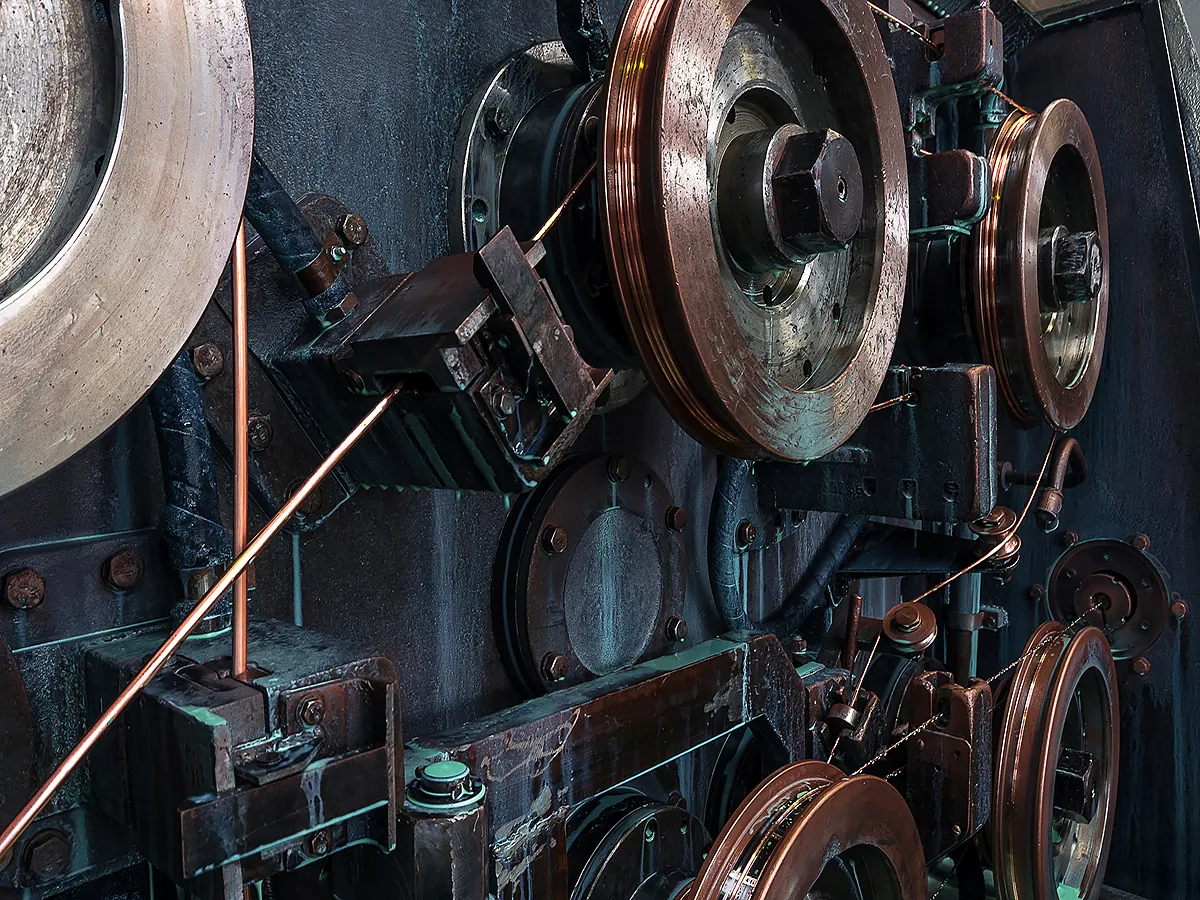 Industrial Machinery & Equipment